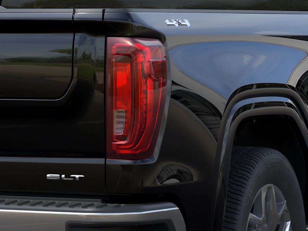 2026 GMC Sierra 1500 SLT - Photo 11