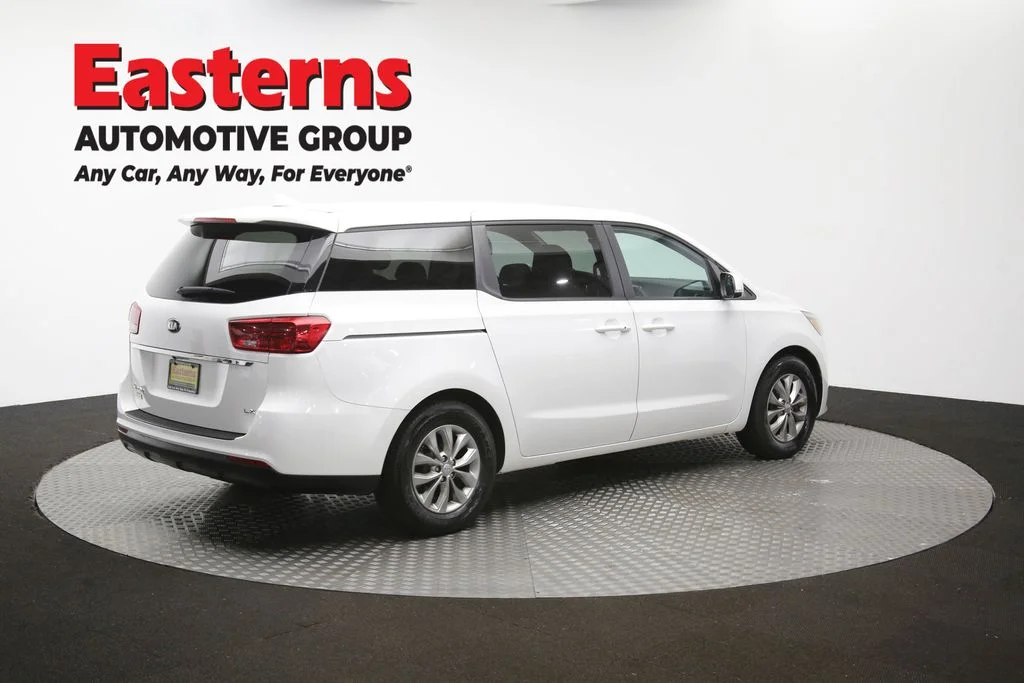 Used 2020 White Kia LX image 41