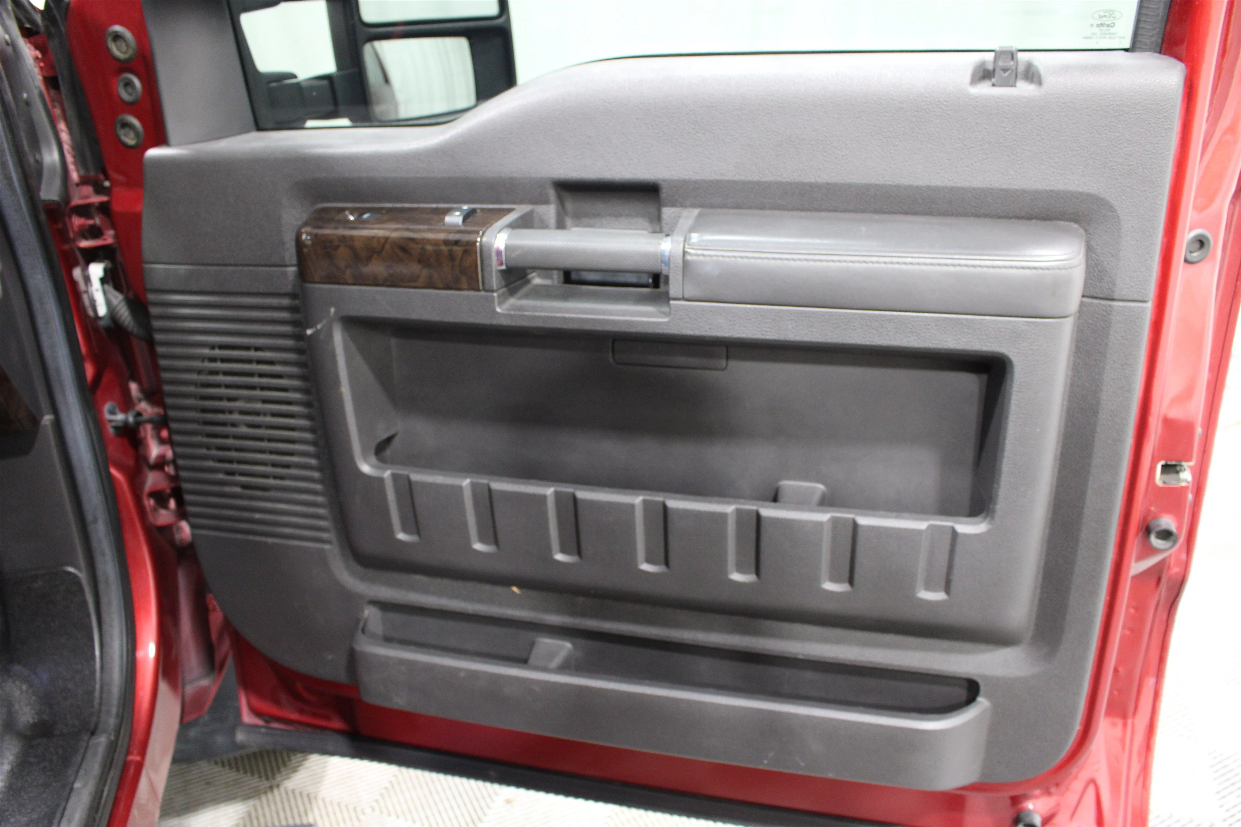 2015 Ford F-250 Super Duty Lariat - Photo 26