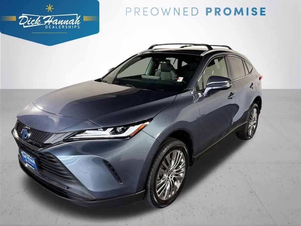 Used 2022 Coastal Gray Metallic Toyota XLE image 1