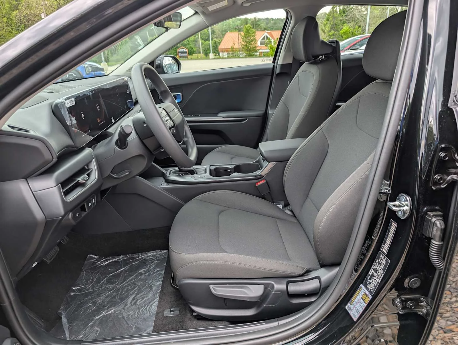 New 2026 Aurora Black Pearl Kia LXS image 4