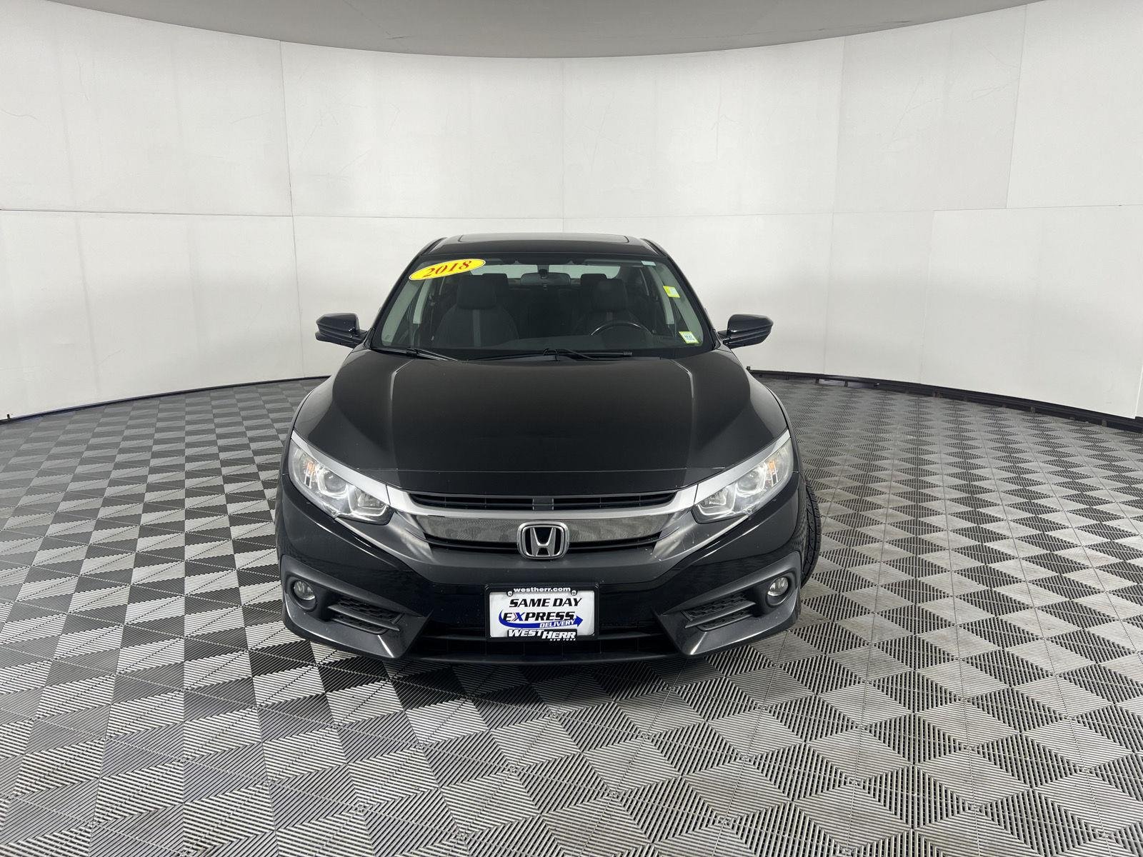 Used 2018 Crystal Black Pearl Honda EX-T image 18