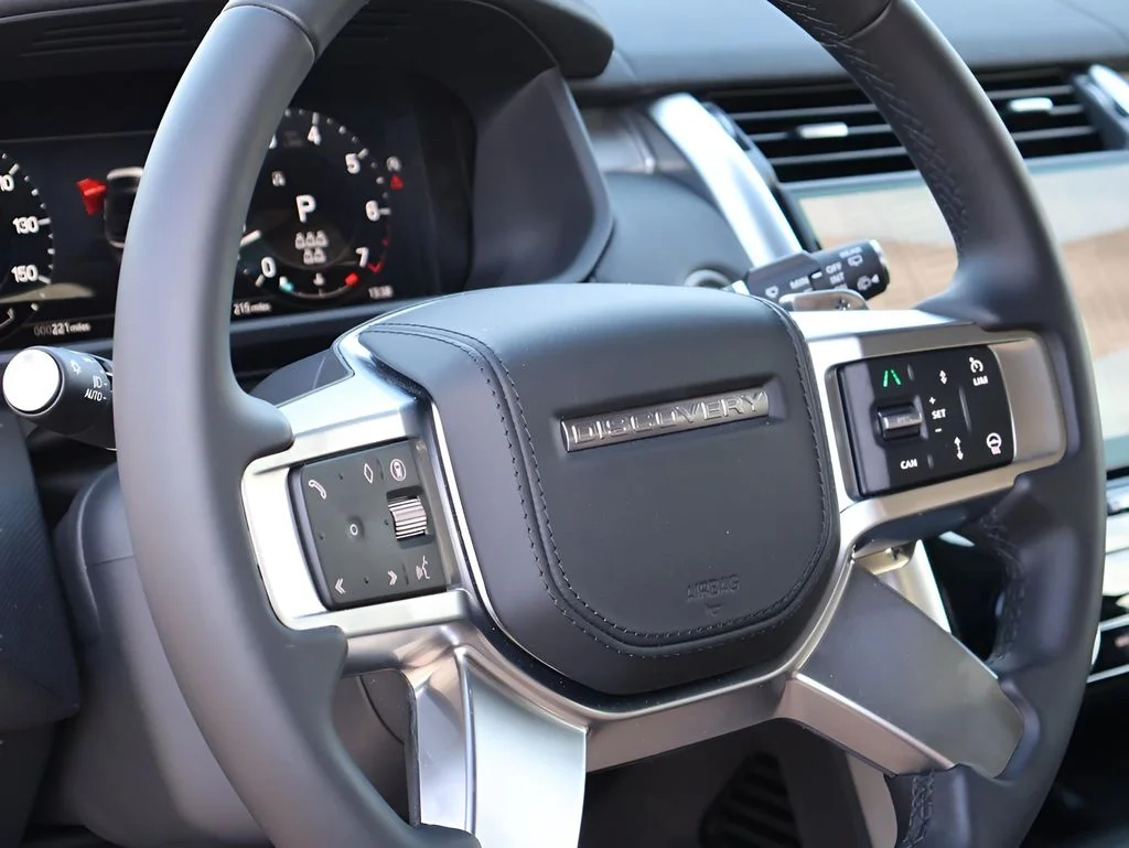 Used 2026 Varesine Blue Metallic Land Rover Gemini Edition image 19