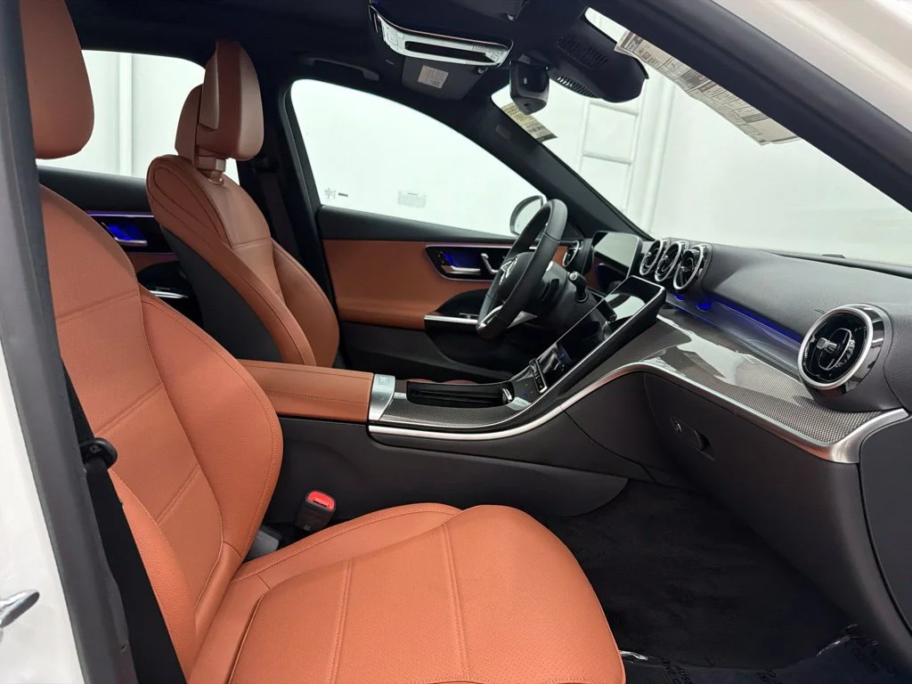 New 2027 White Mercedes-Benz C 300 image 29
