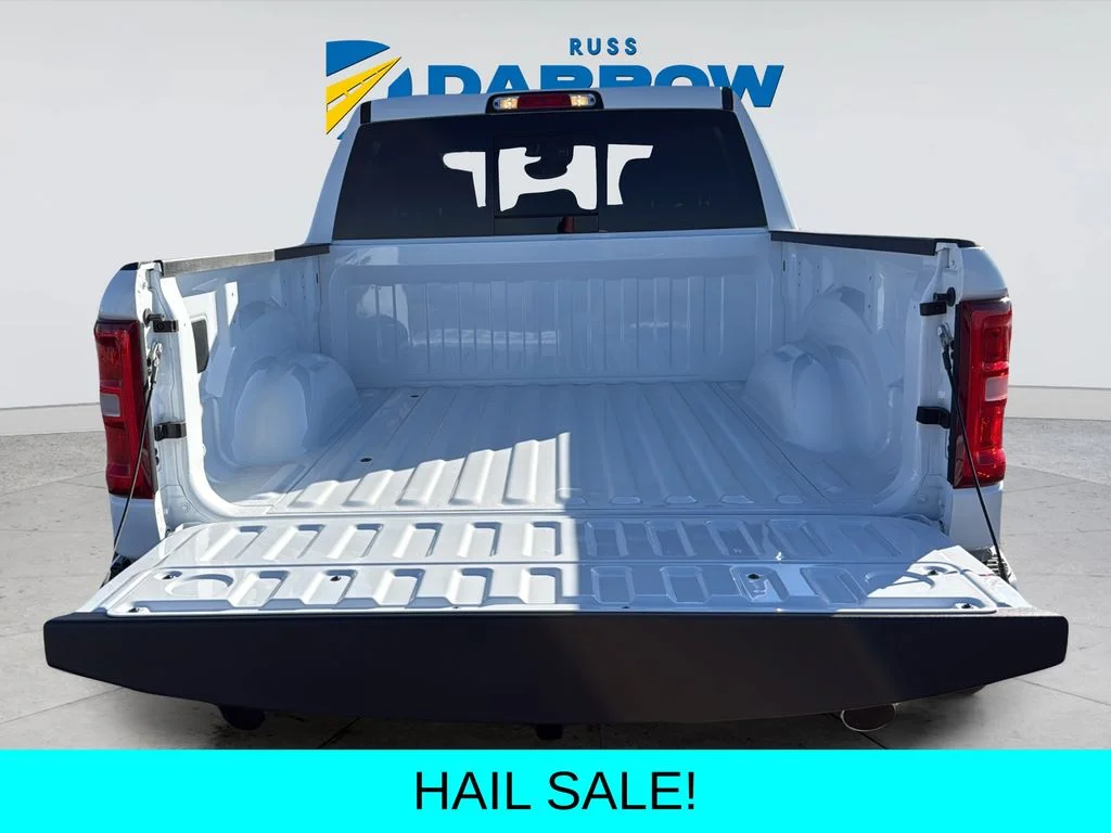 New 2026 Bright White Clear-Coat Exterior Paint RAM Big Horn/Lone Star image 25
