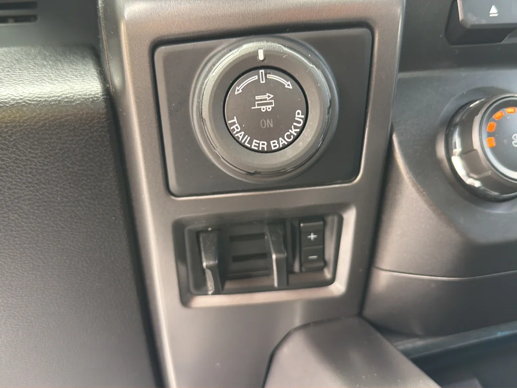 Used 2018 Gray Ford XLT image 45