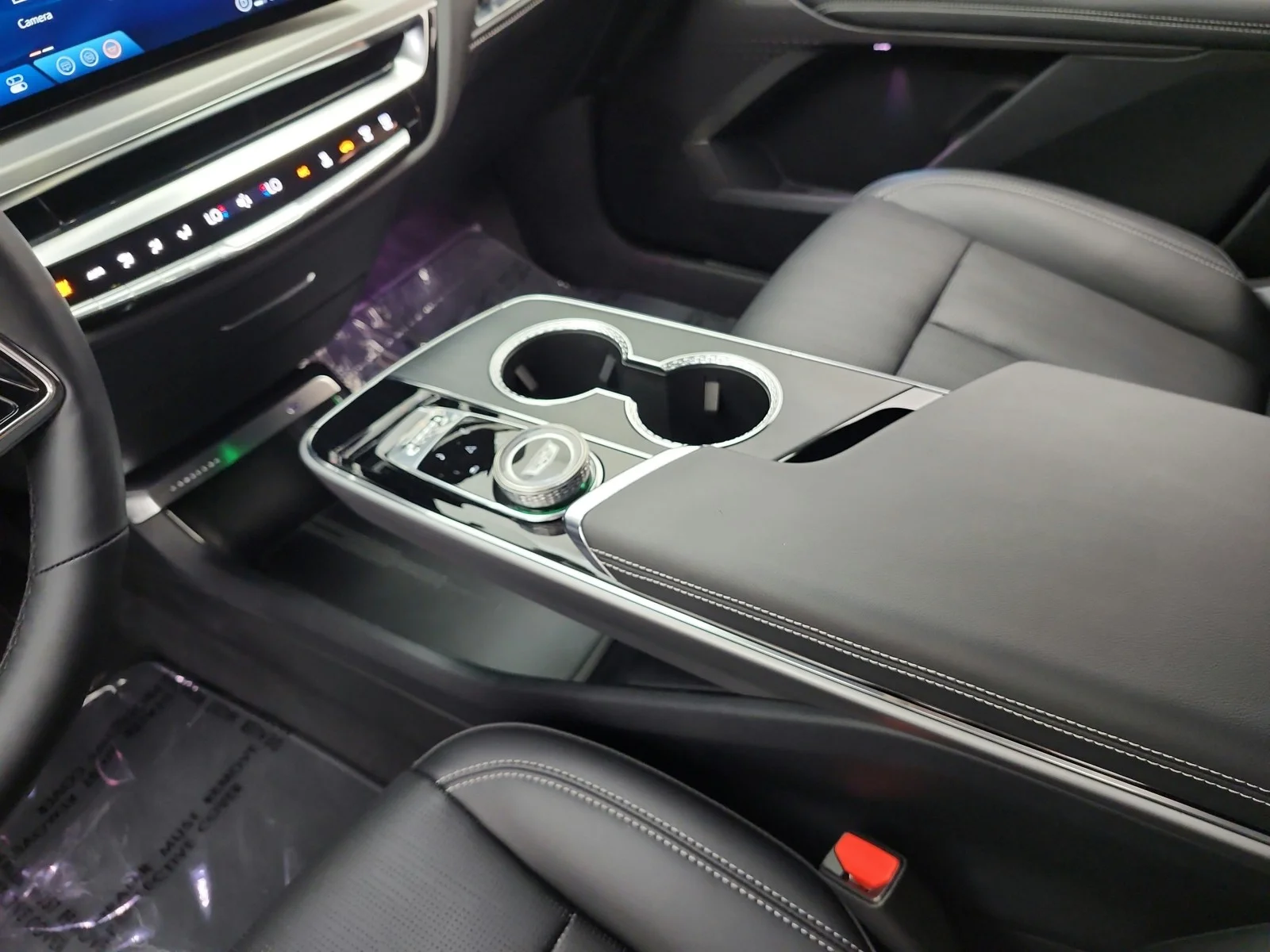 Used 2025 Celestial Metallic Cadillac 4dr Luxury w/1SC image 11