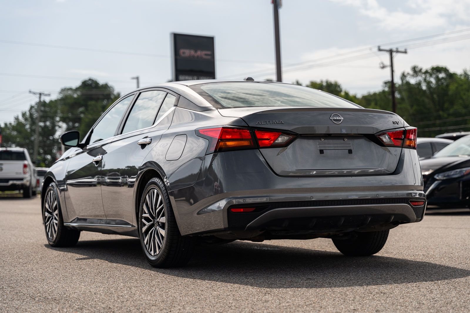 Used 2024 Gray Nissan 2.5 SV image 5