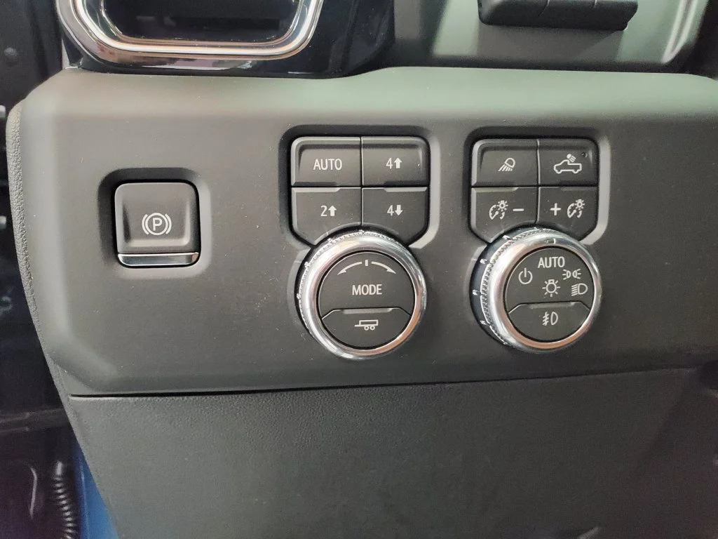 2026 GMC Sierra 2500HD Denali Ultimate - Photo 8