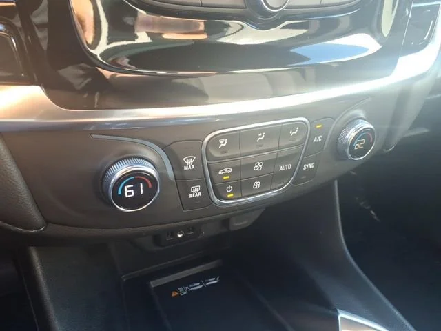 Used 2023 Summit White Chevrolet LT Cloth image 18