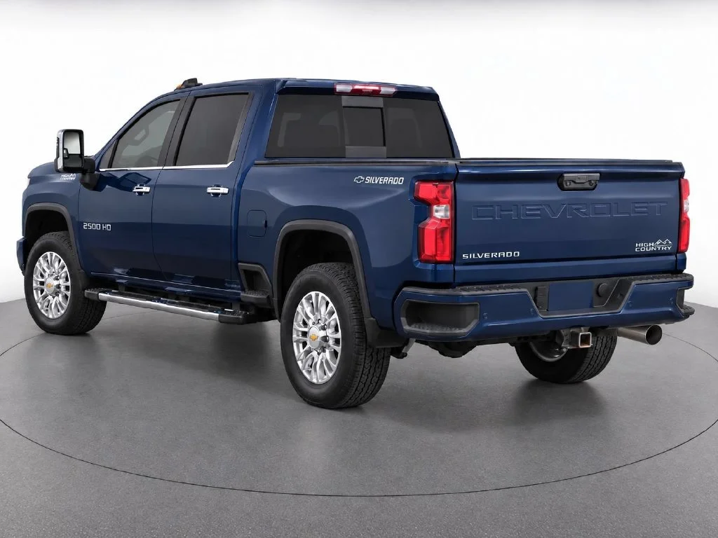Used 2020 Blue Chevrolet High Country image 4