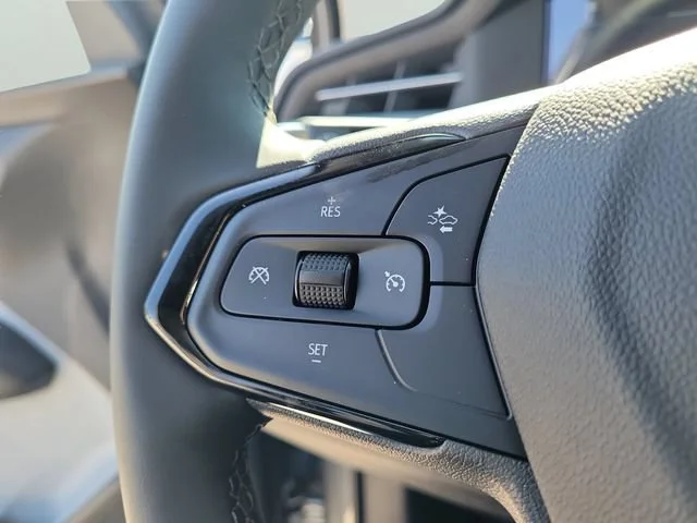 New 2027 Sterling Grey Metallic Chevrolet LT image 22