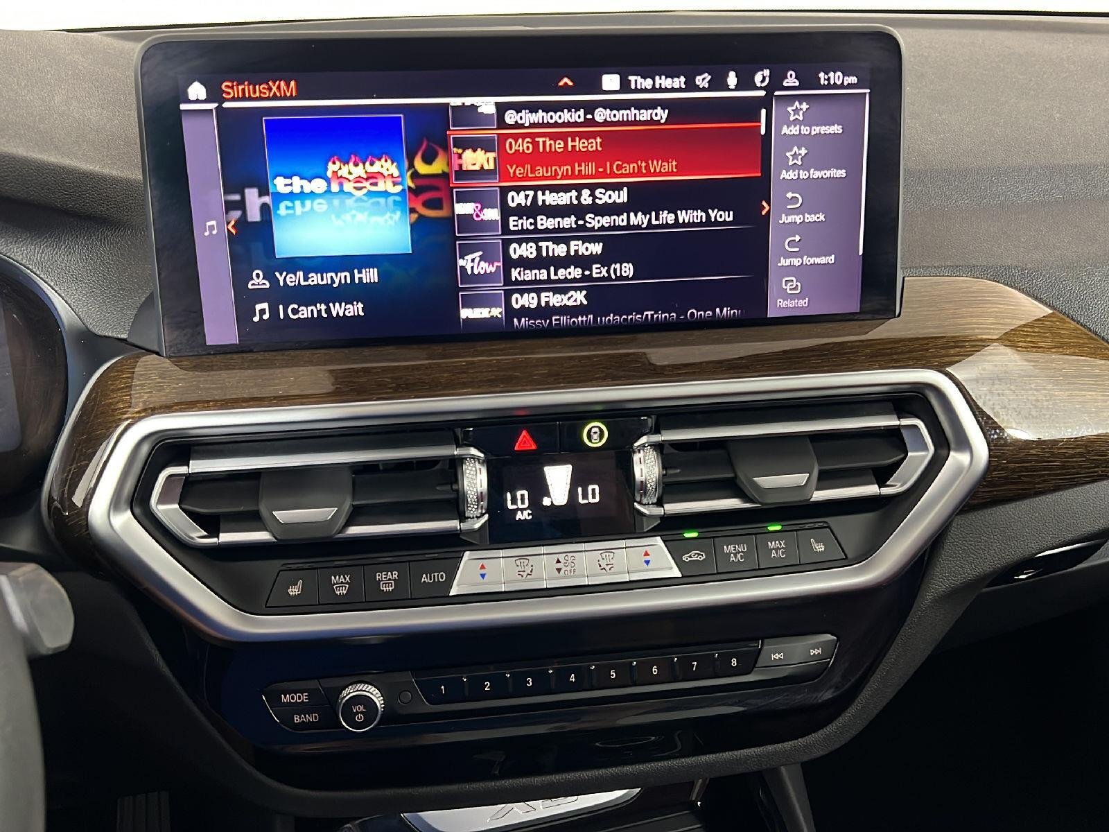 Used 2024 Black Sapphire Metallic BMW xDrive30i image 19