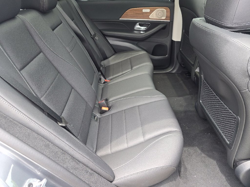 New 2026 Selenite Grey Metallic Mercedes-Benz GLE 350 image 60
