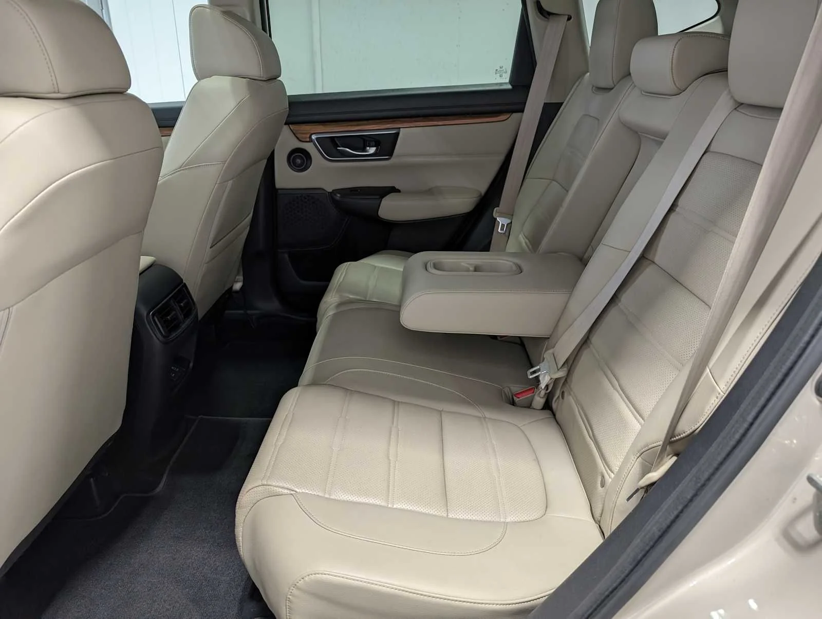Used 2017 Sandstorm Metallic Honda EX-L image 22
