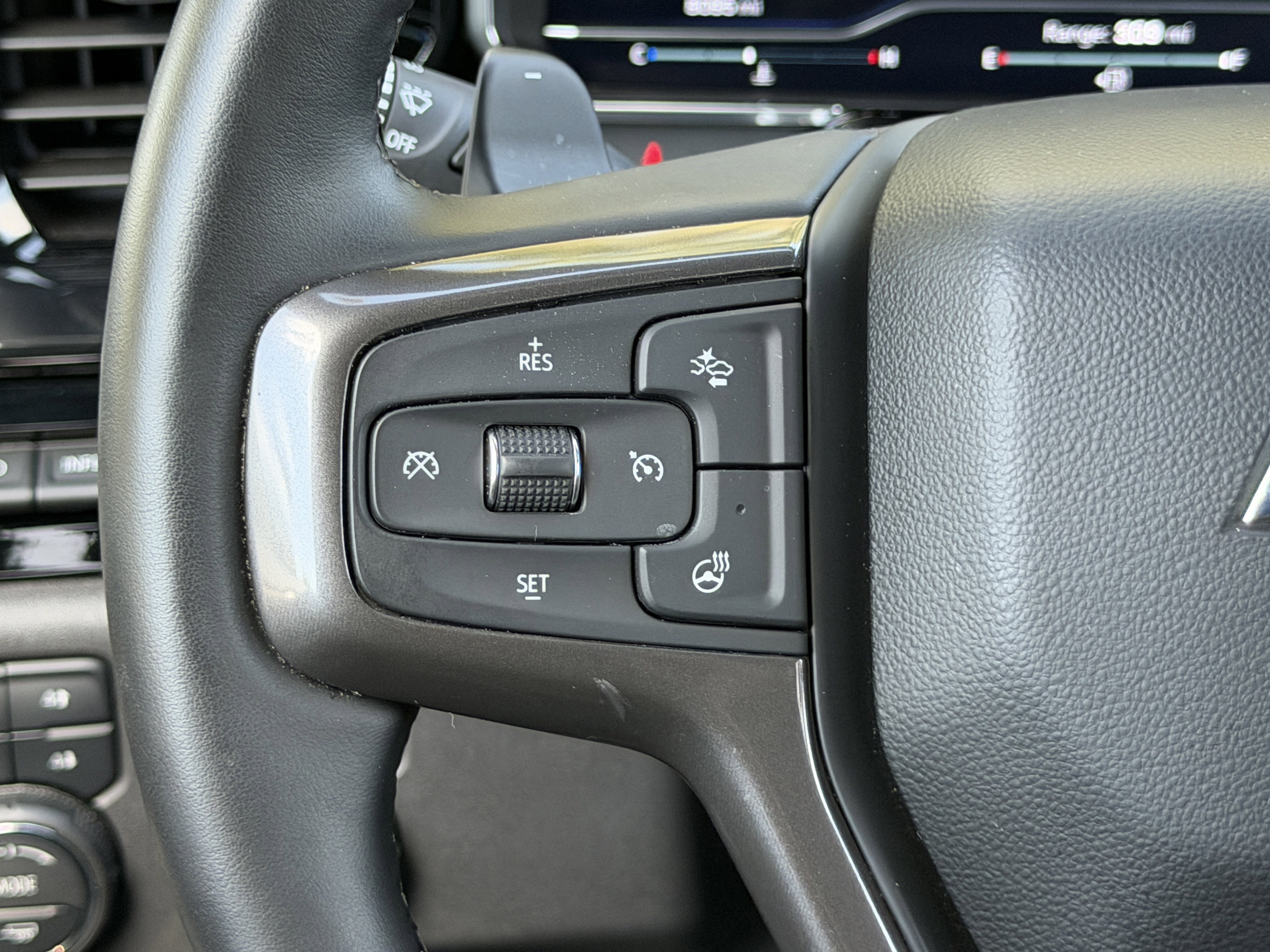 2024 Chevrolet Silverado 1500 ZR2 - Photo 40
