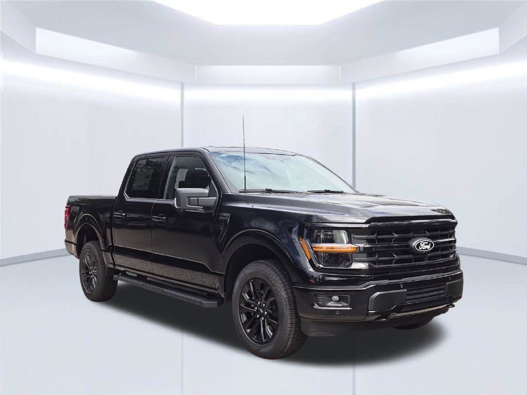 New 2026 Agate Black Metallic Ford XLT image 9