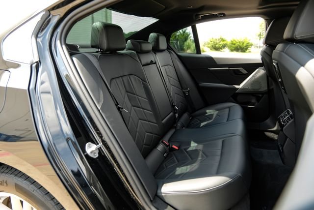 Used 2025 Black BMW 530i image 48