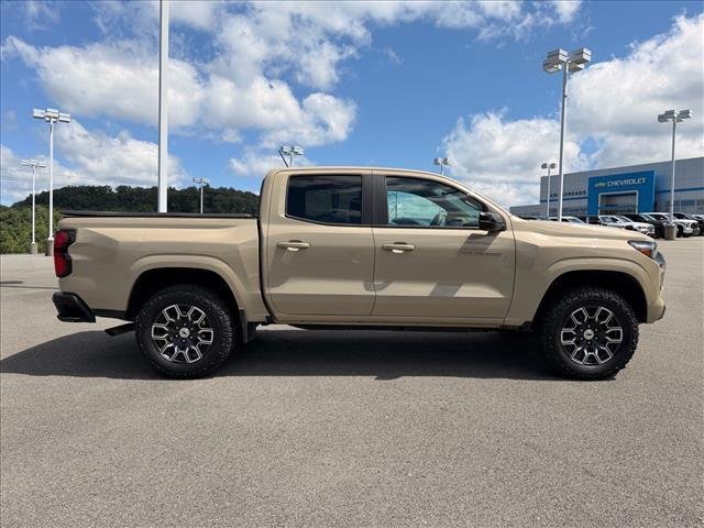 Used 2024 Sand Dune Metallic Chevrolet 4WD Z71 image 6