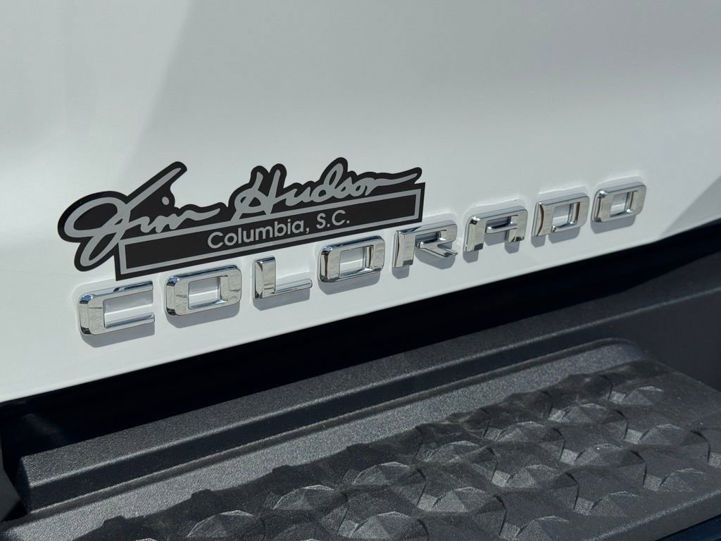 New 2026 Summit White Chevrolet Trail Boss image 13