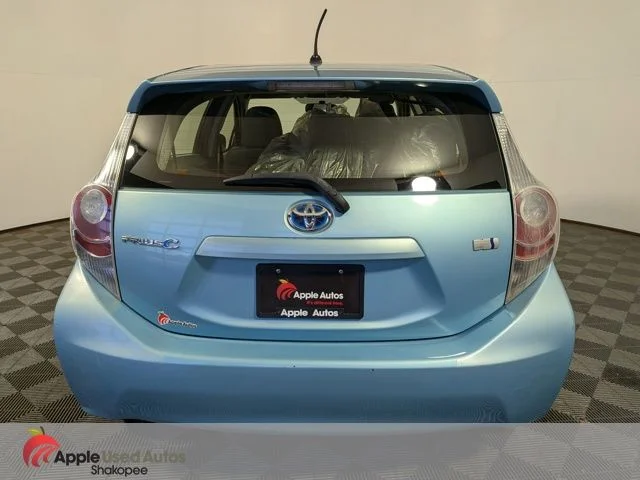 Used 2014  Toyota Two image 47