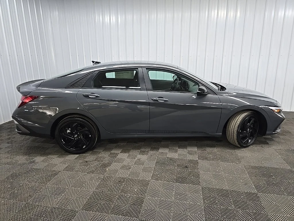 New 2026 Gray Hyundai SEL Sport image 2