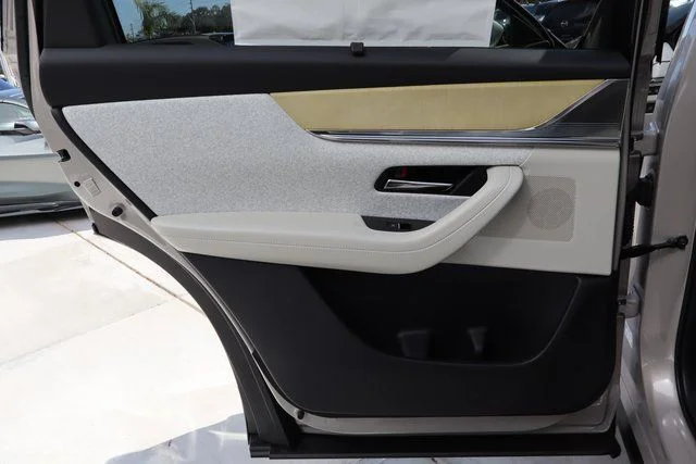 2026 Mazda CX-90 Premium Plus Package - Photo 17