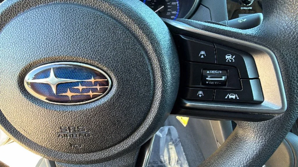 Used 2019 Crystal White Pearl Subaru 2.5i image 20