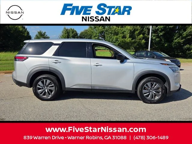 Used 2024 Silver Nissan S image 13