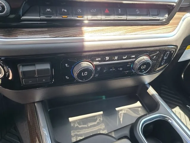 New 2026 Summit White Chevrolet LT Trail Boss image 35