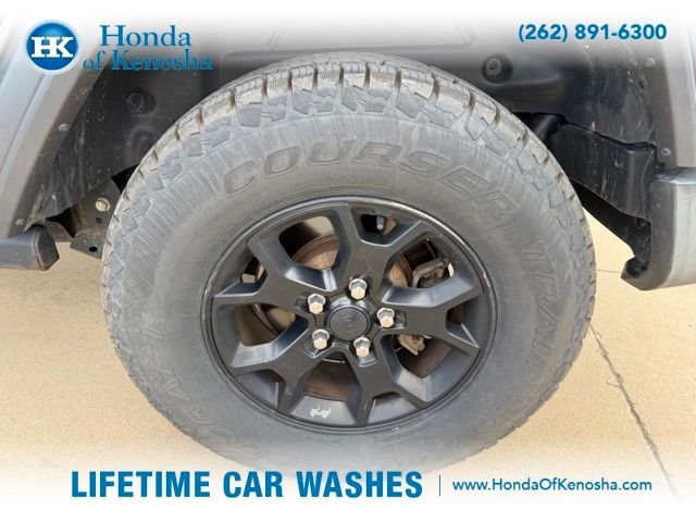 Used 2020 Gray Clearcoat Jeep Unlimited Sport image 3