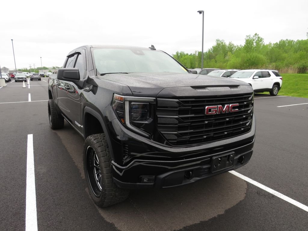 Used 2025 Black GMC Elevation image 3