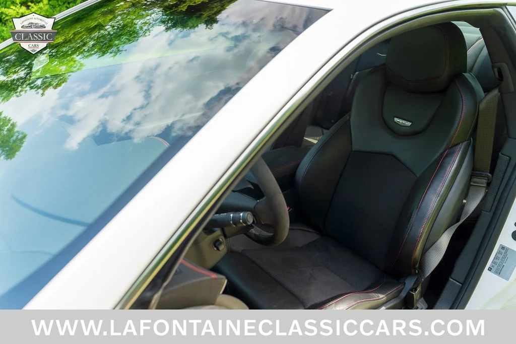 Used 2015 White Cadillac Base image 73