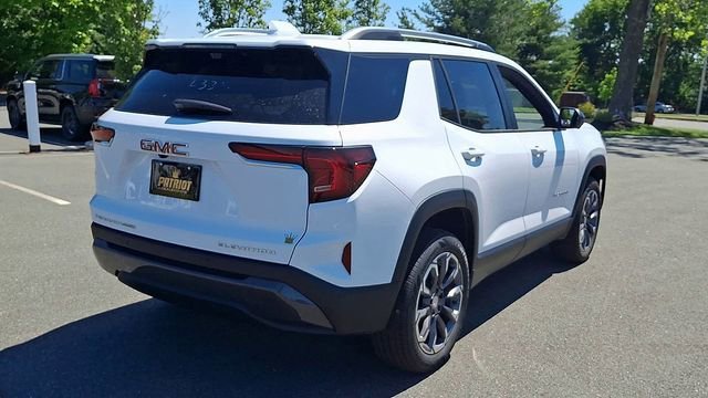 New 2026 Summit White GMC Elevation image 9