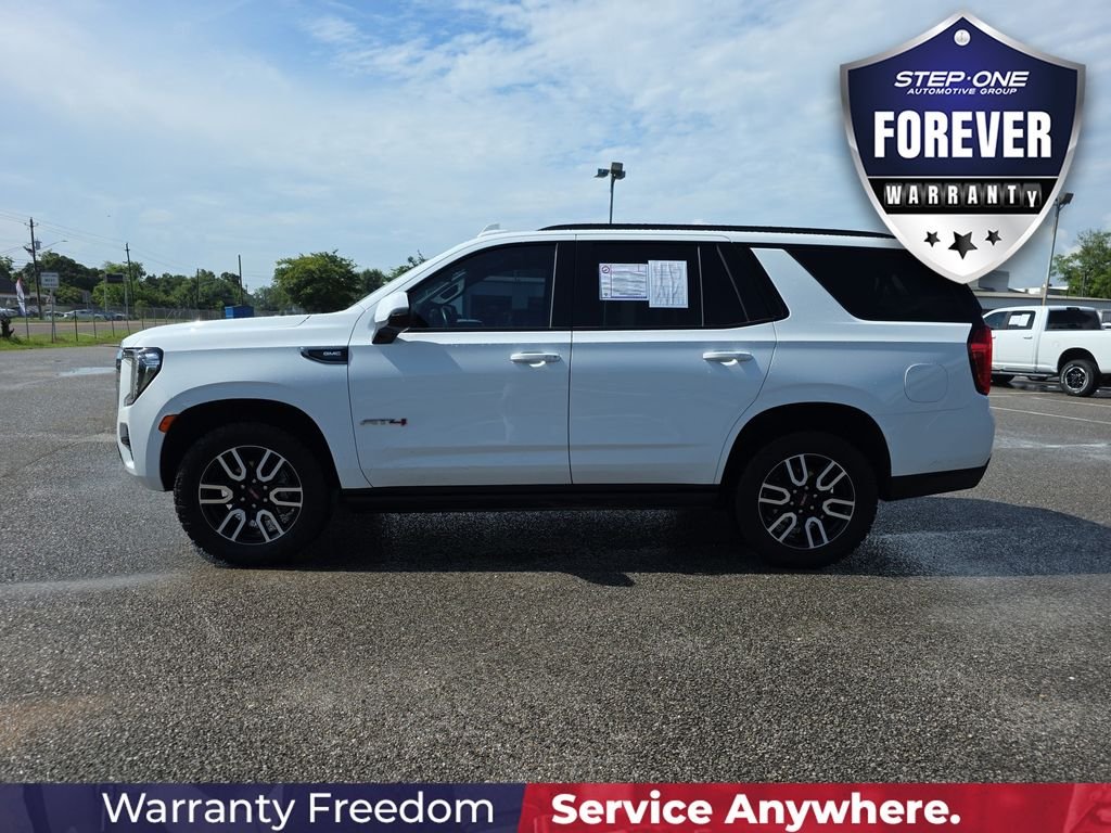 Used 2023 White GMC AT4 image 4
