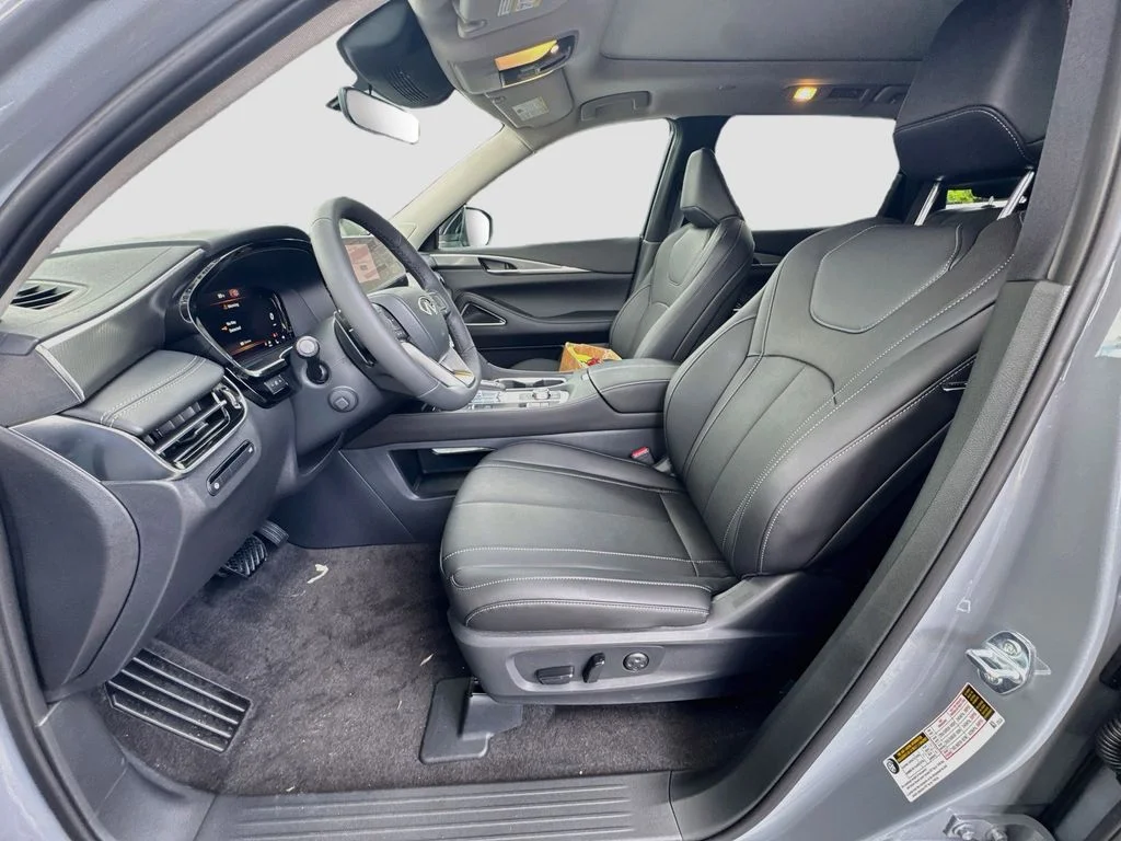 New 2027 Gray INFINITI LUXE image 22