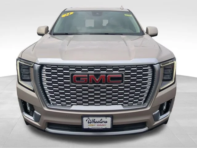Used 2024 Pearl Beige Metallic GMC Denali image 10