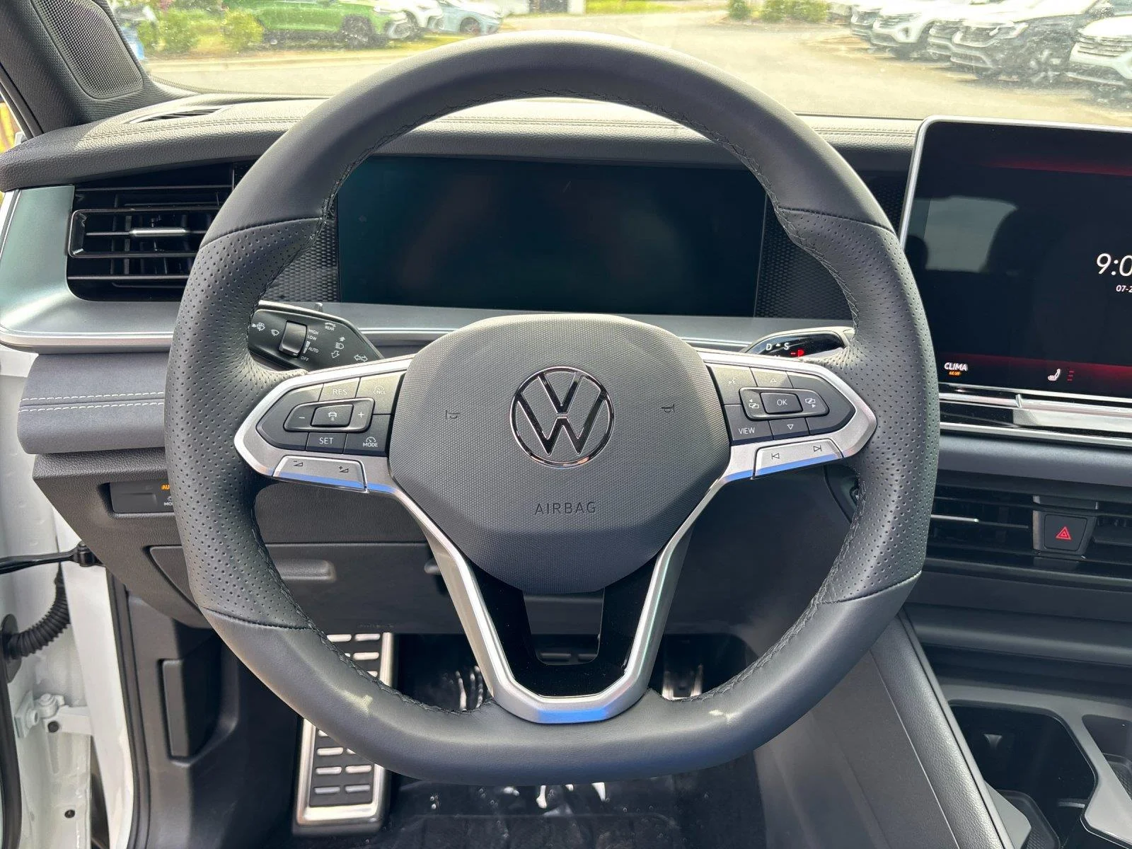 New 2026 opal white pearl Volkswagen SE R-Line Black image 18