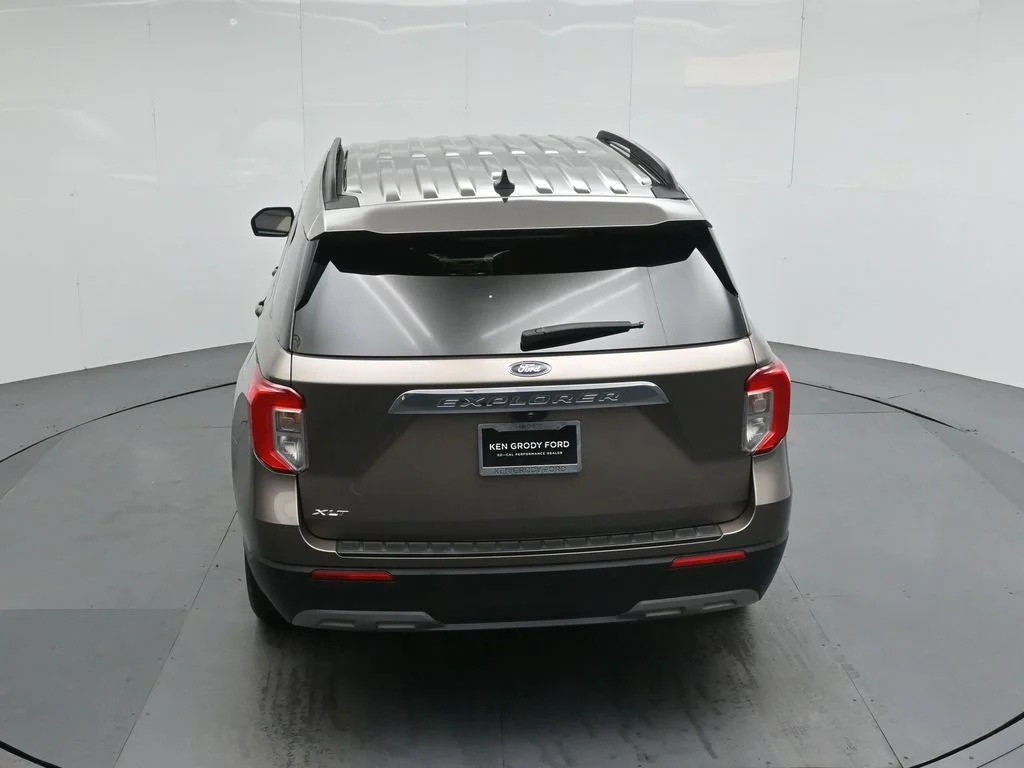 Used 2021 Gray Ford XLT image 40