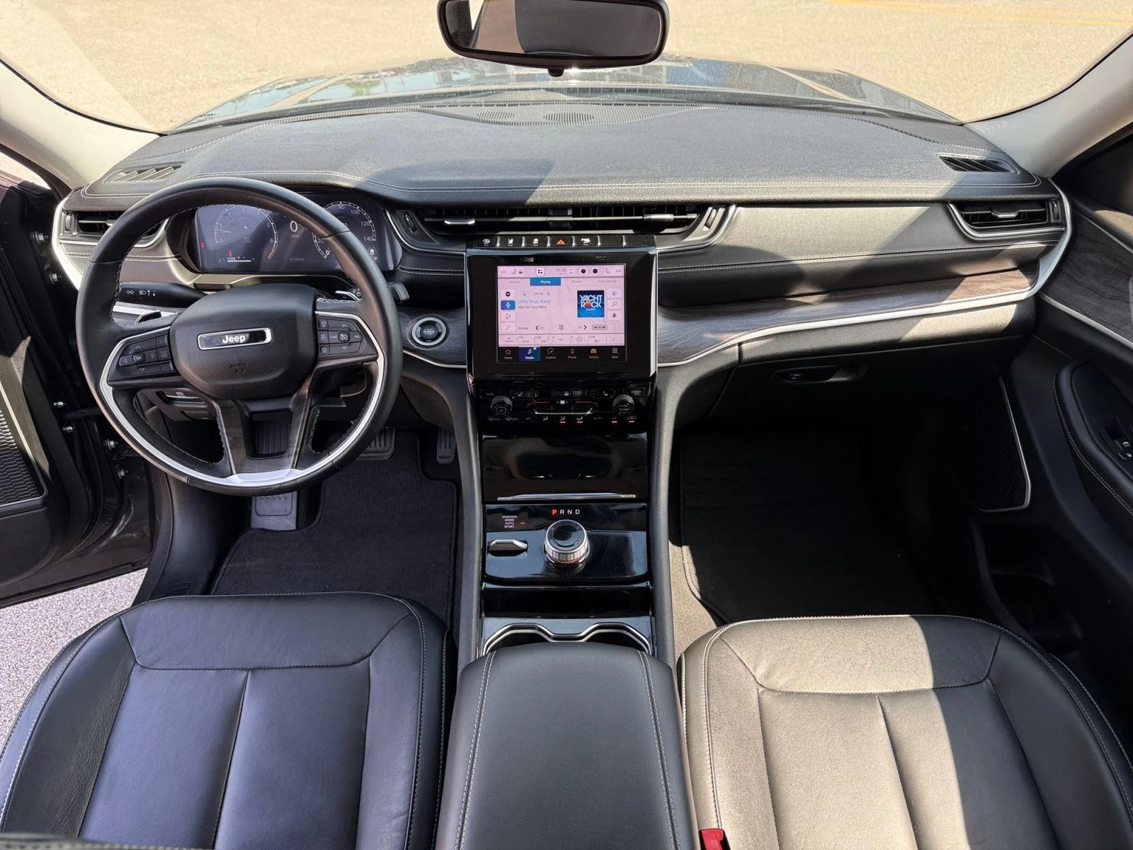 Used 2022 Baltic Gray Metallic Clearcoat Jeep Limited image 14
