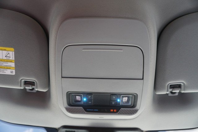 Used 2025 Oxford White Ford XLT image 35