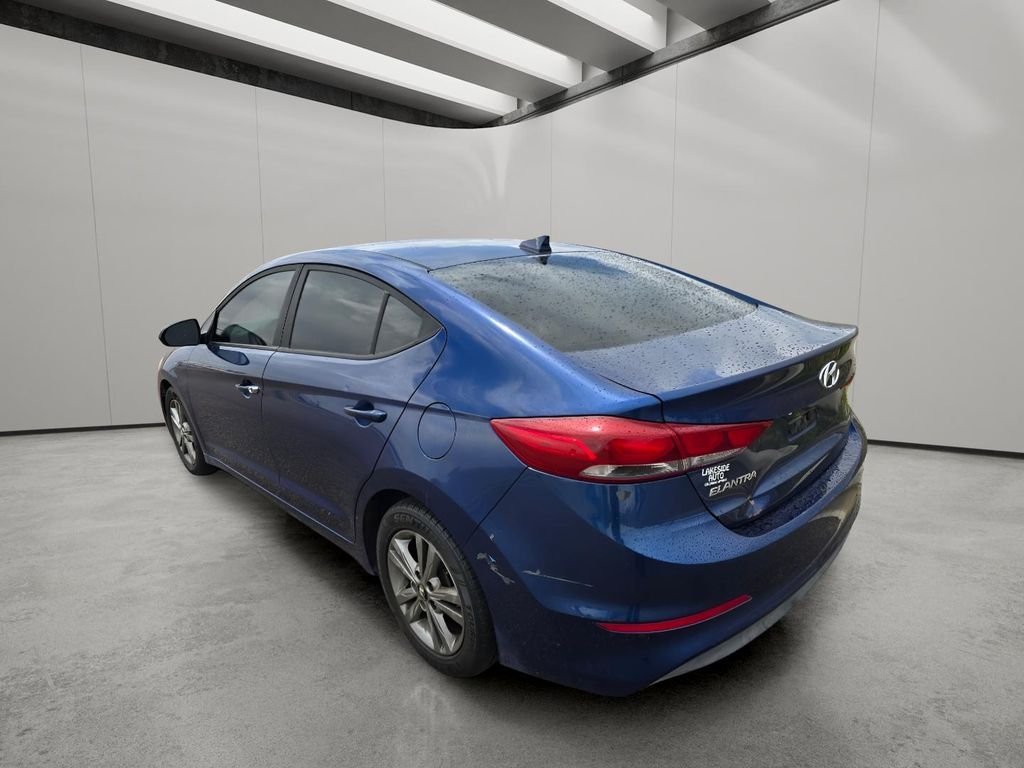 Used 2018 Lakeside Blue Hyundai SEL image 3