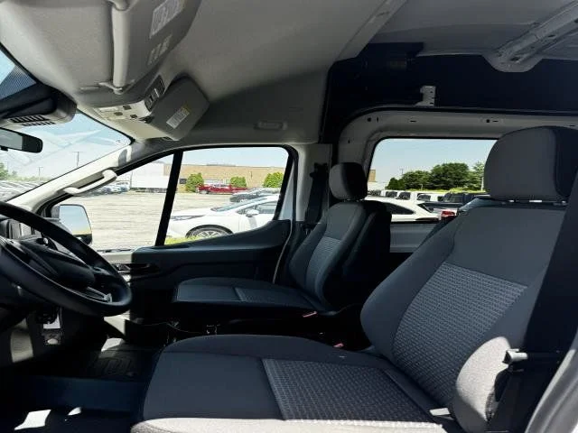 2025 Ford Transit Van Base - Photo 10