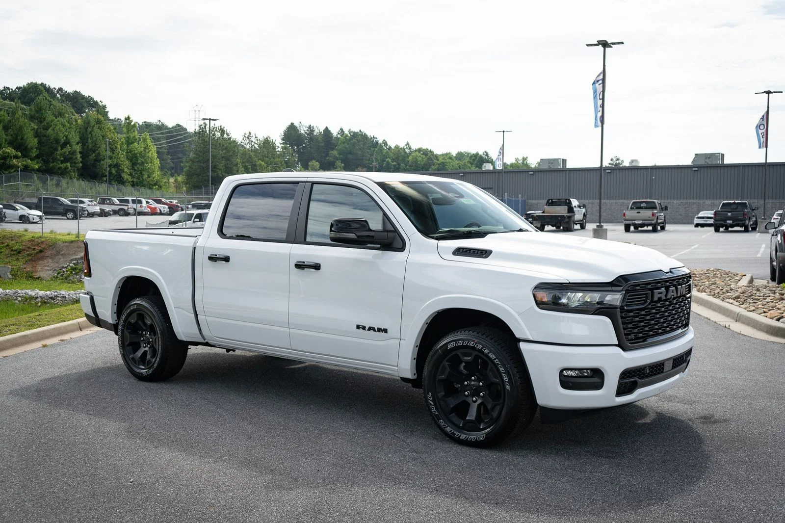 New 2026 Bright White Clear-Coat Exterior Paint RAM Big Horn/Lone Star image 12
