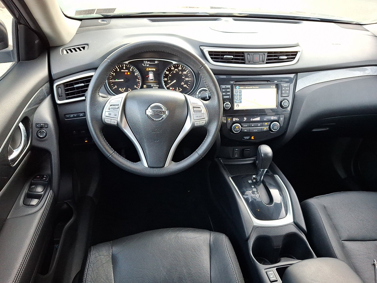 Used 2014 Gun Metallic Nissan SL image 10