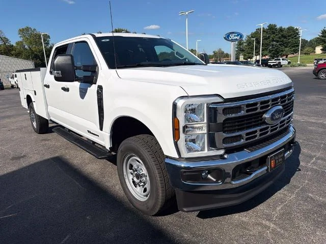 New 2026 Oxford White Ford F-350® XL image 30