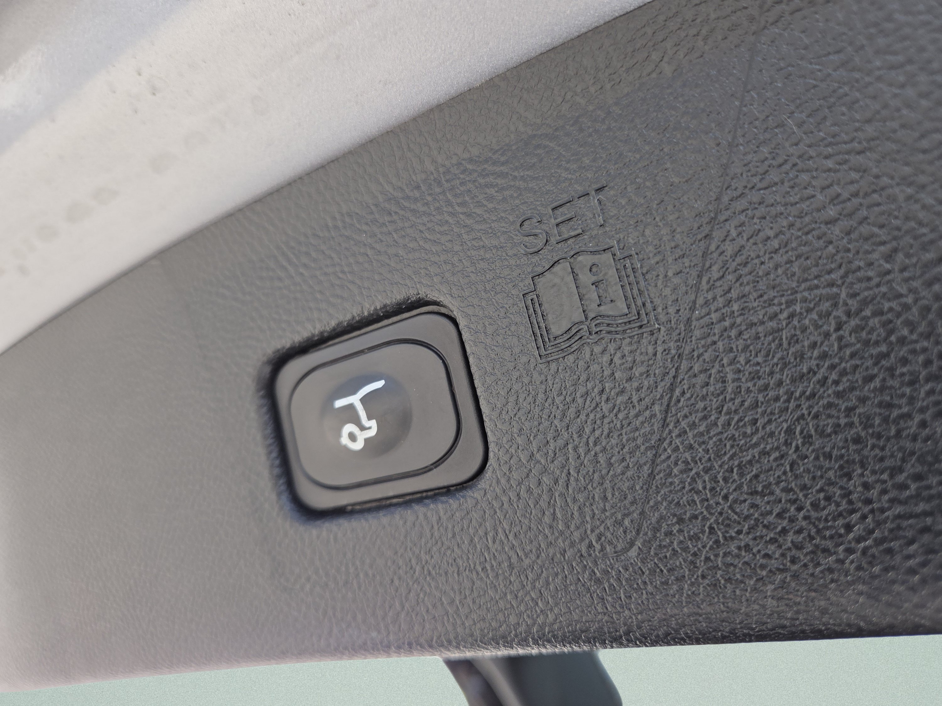 Used 2024 Silver Metallic Ford SEL image 27