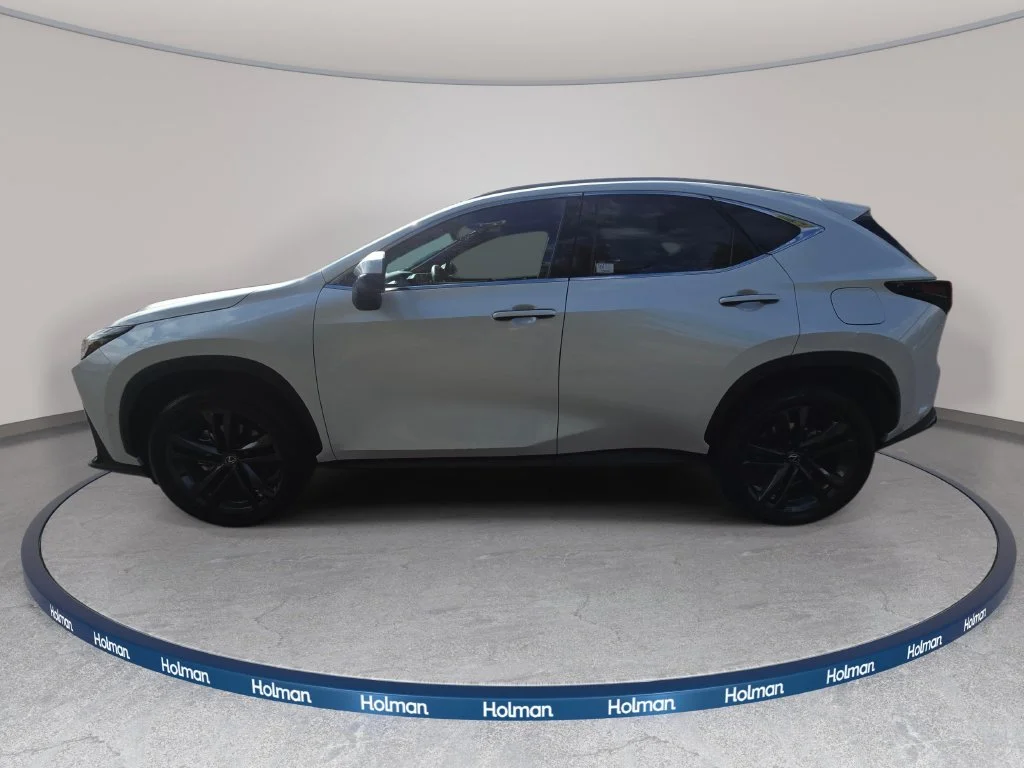 Certified Used 2025 White Lexus 450h+ Luxury image 9
