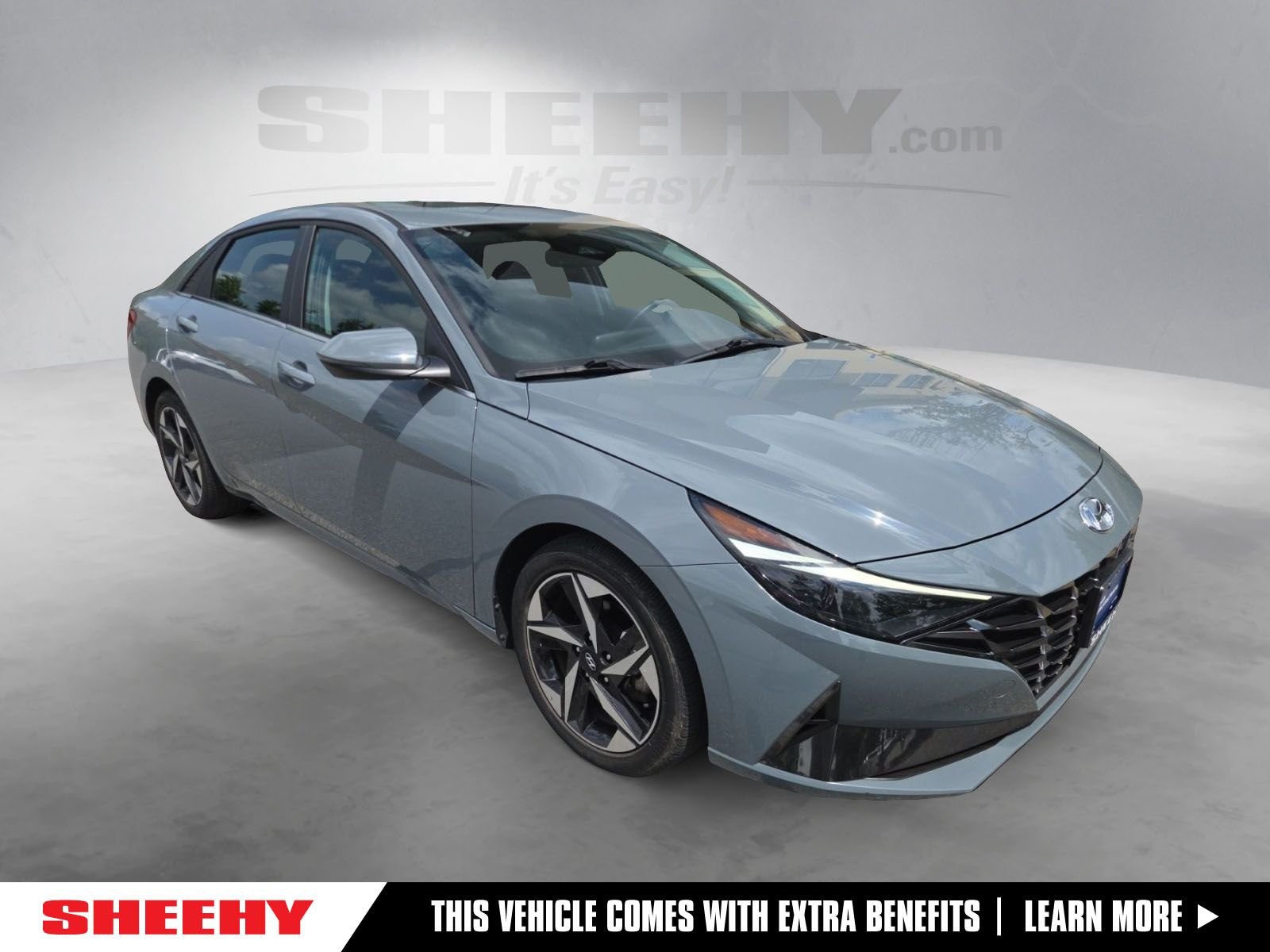 Used 2023 Gray Hyundai Limited image 1
