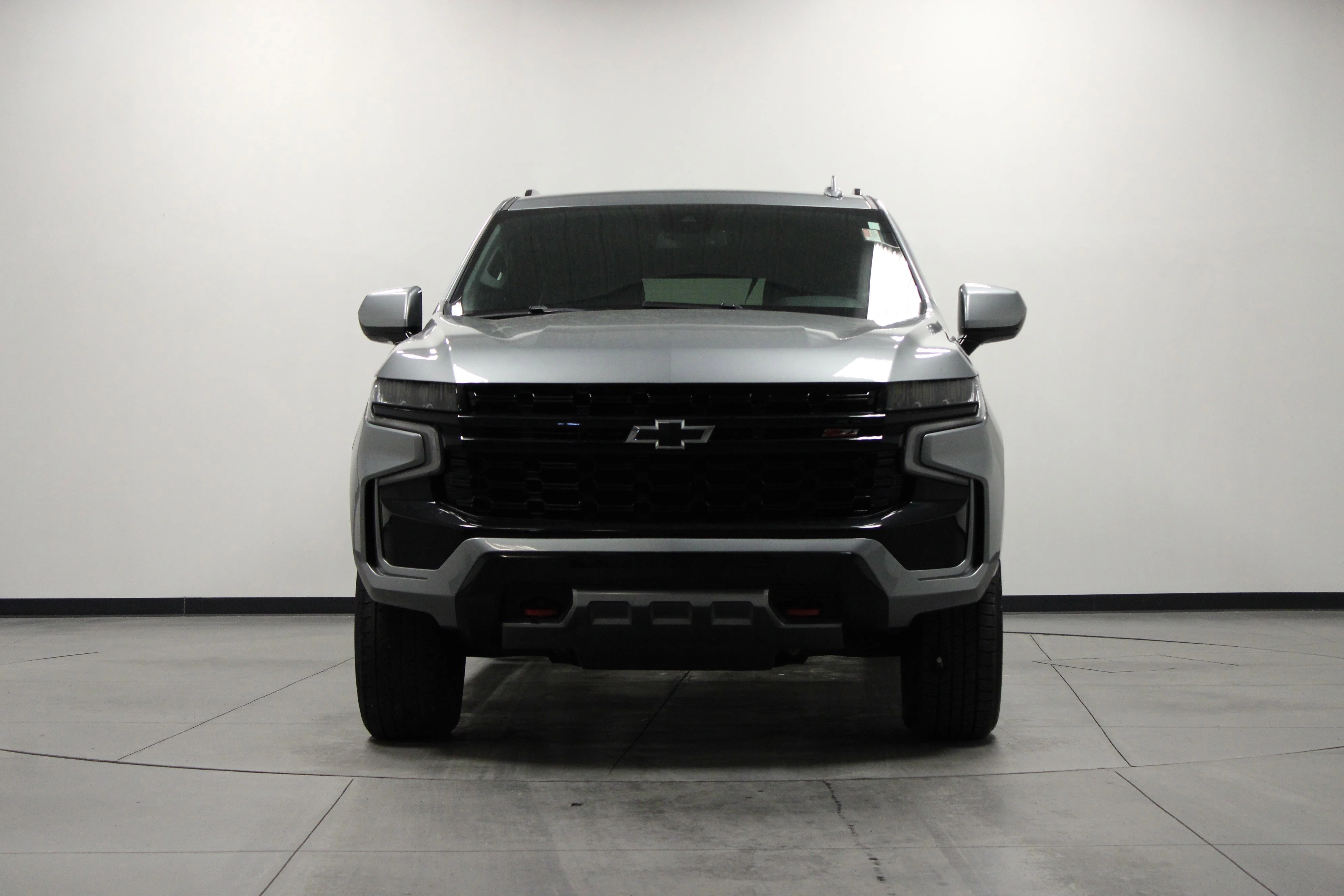 Used 2023 Sterling Gray Metallic Chevrolet Z71 image 9